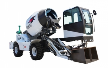 An automatic feeding mixer truck that cannot be rejected